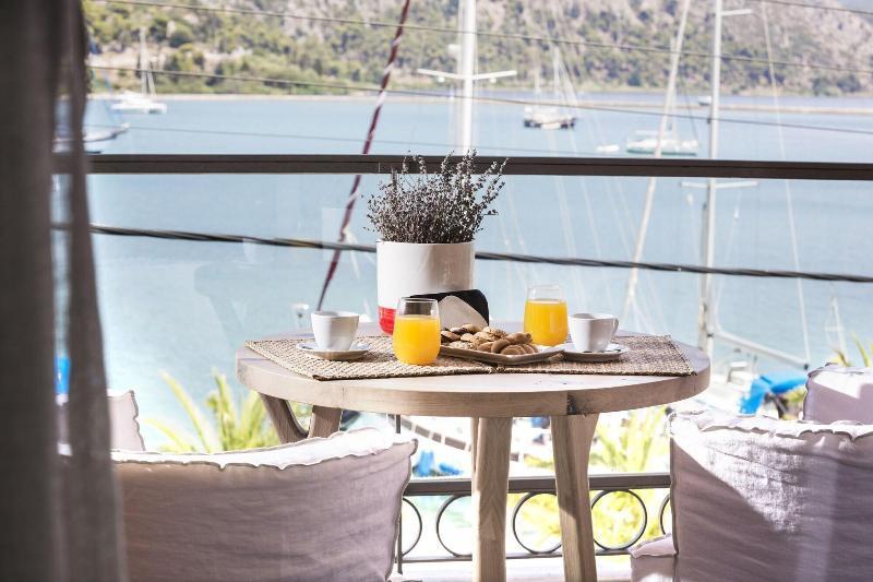 Argostoli Marina Suites מראה חיצוני תמונה